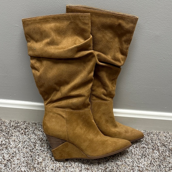 Jessica Simpson Tan Suede Wedge Boots - Picture 1 of 7